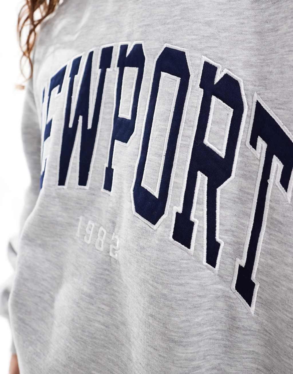 Stradivarius newport sweatshirt in gray Product Image