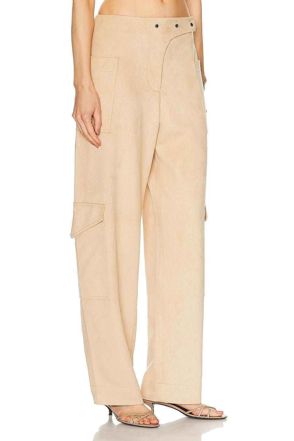 Emilion Pants Product Image