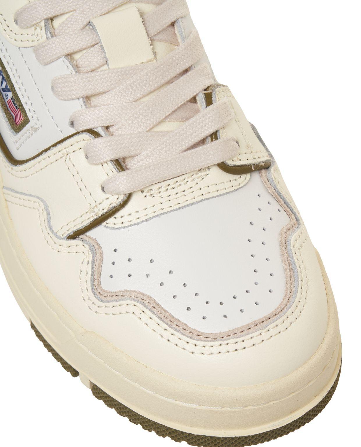 Sneakers 'CLC Low' Product Image