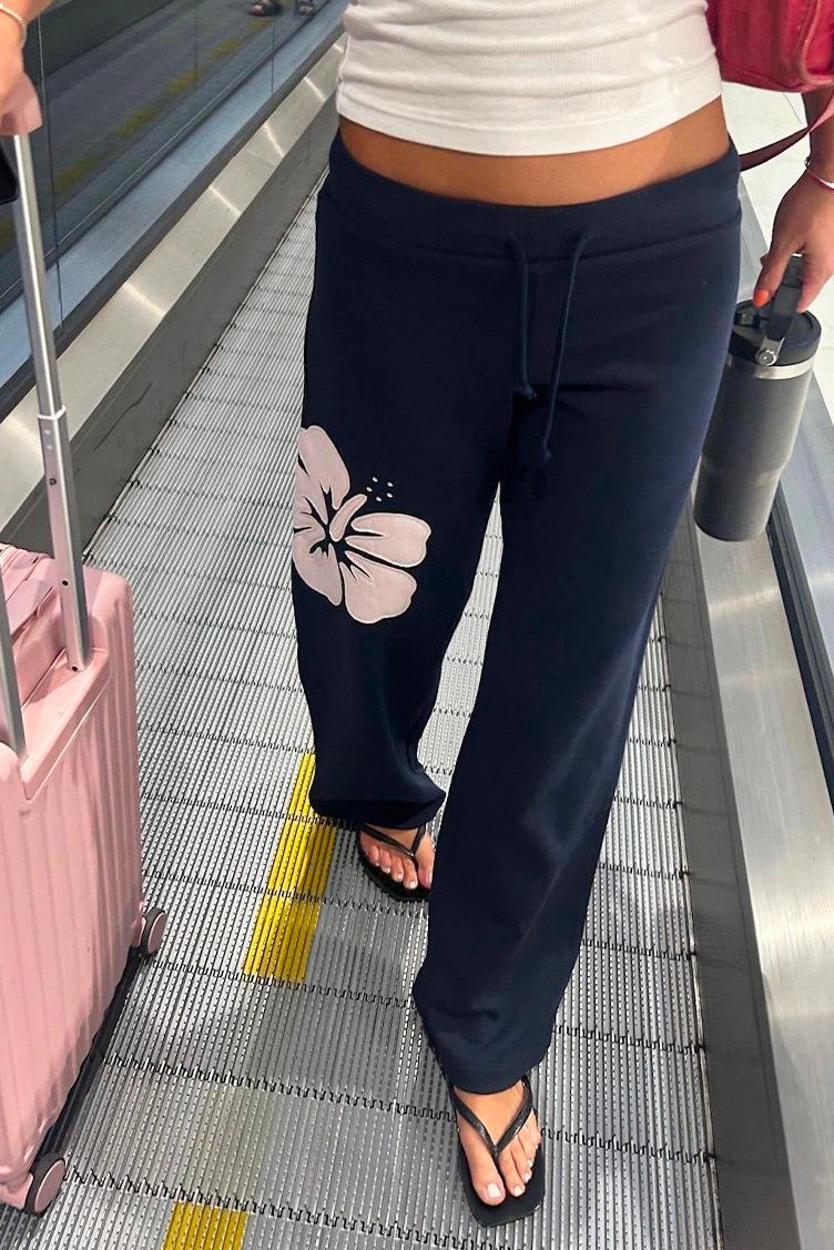 Wide-leg joggers with flower Product Image