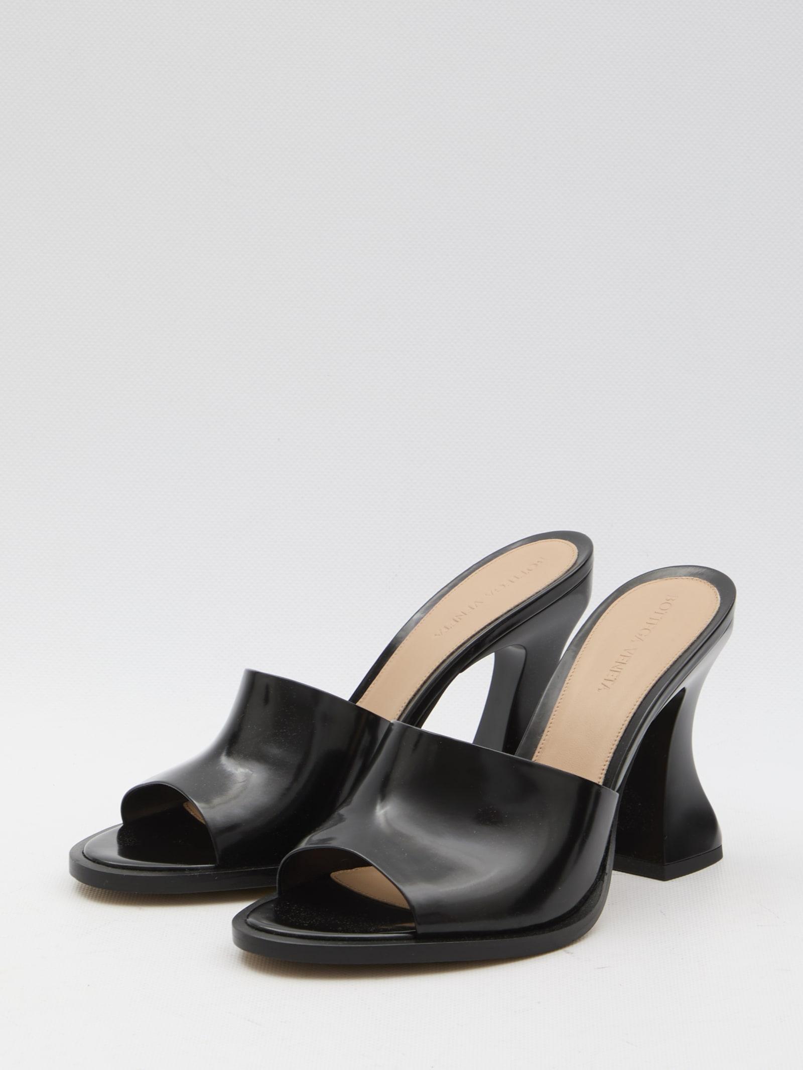 BOTTEGA VENETA Cha-cha Mules In Black Product Image