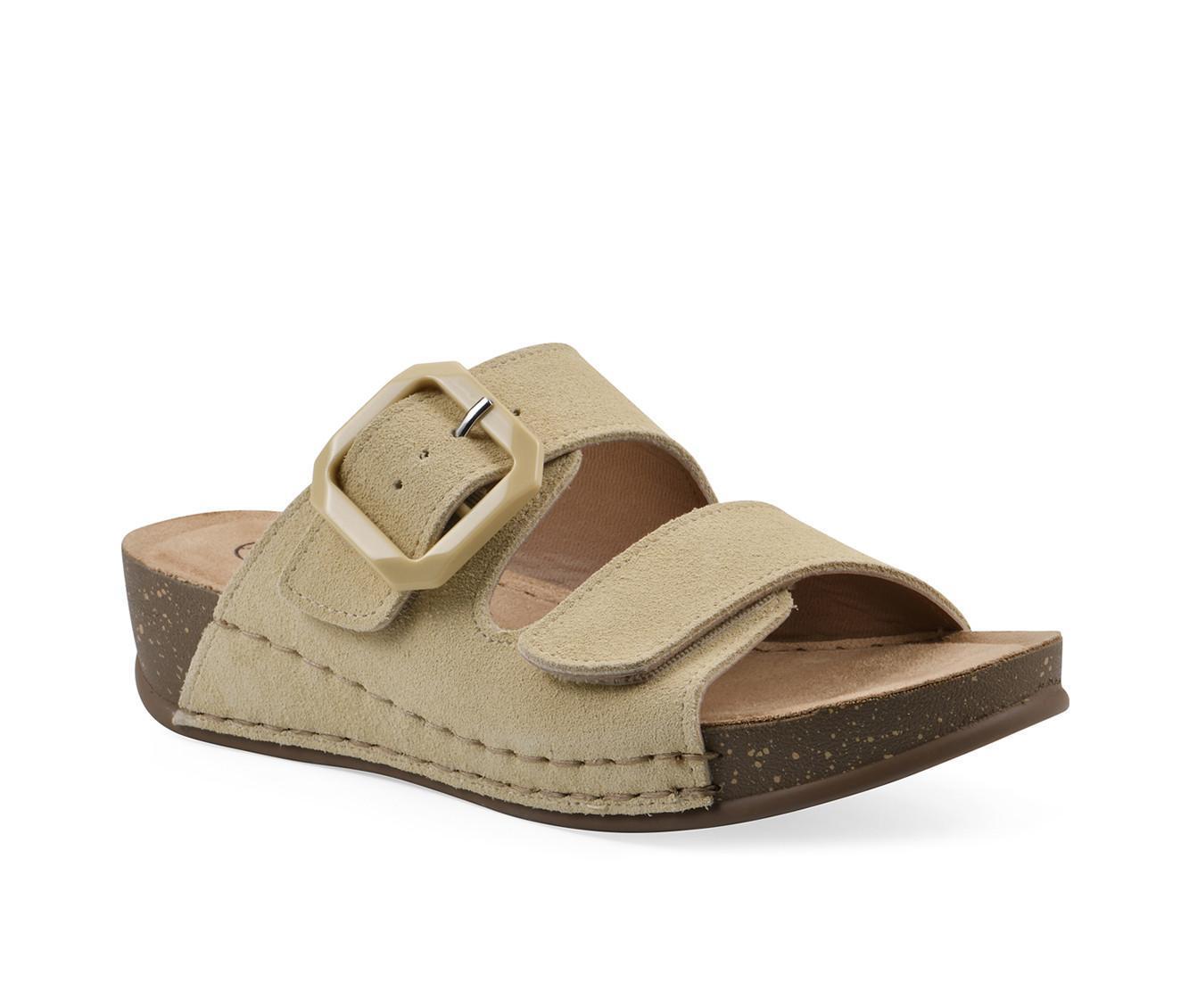 Women's White Mountain Fearful Footbed Sandals Product Image