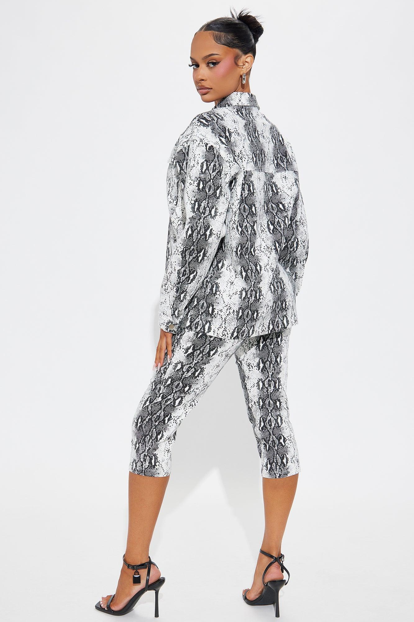 Blanca Snake Print Capri Set - White/combo Product Image