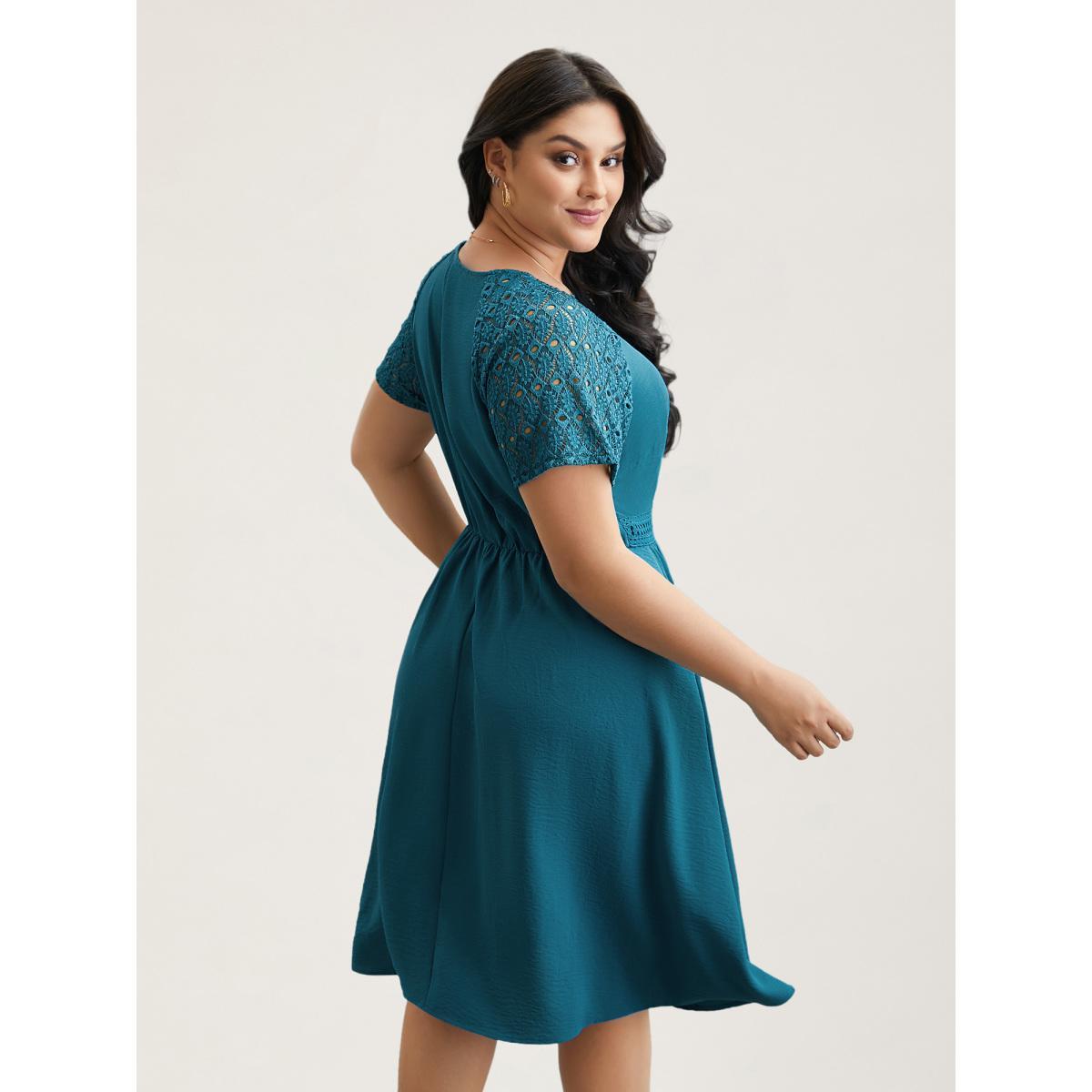 Plus Size Lace Cut-Out Raglan Sleeve Pockets Midi Dress Aegean Women Elegant Woven ribbon&lace trim Round Neck Short sleeve Curvy BloomChic 12/L Product Image