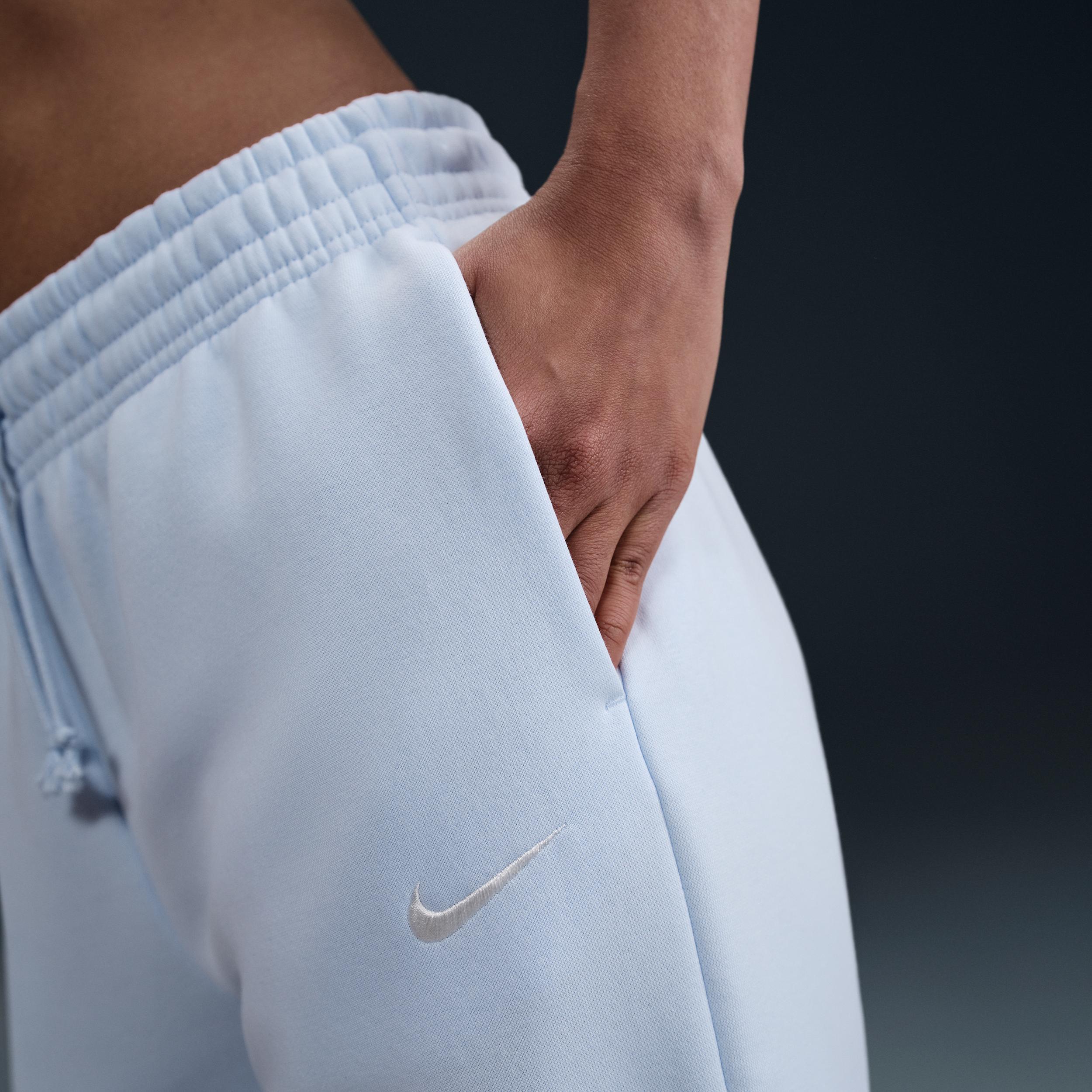 Women's Nike Sportswear Phoenix Fleece High-Waisted Oversized Sweatpants Product Image