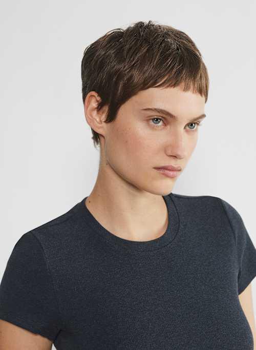 homestretch™ crew waist t-shirt Product Image