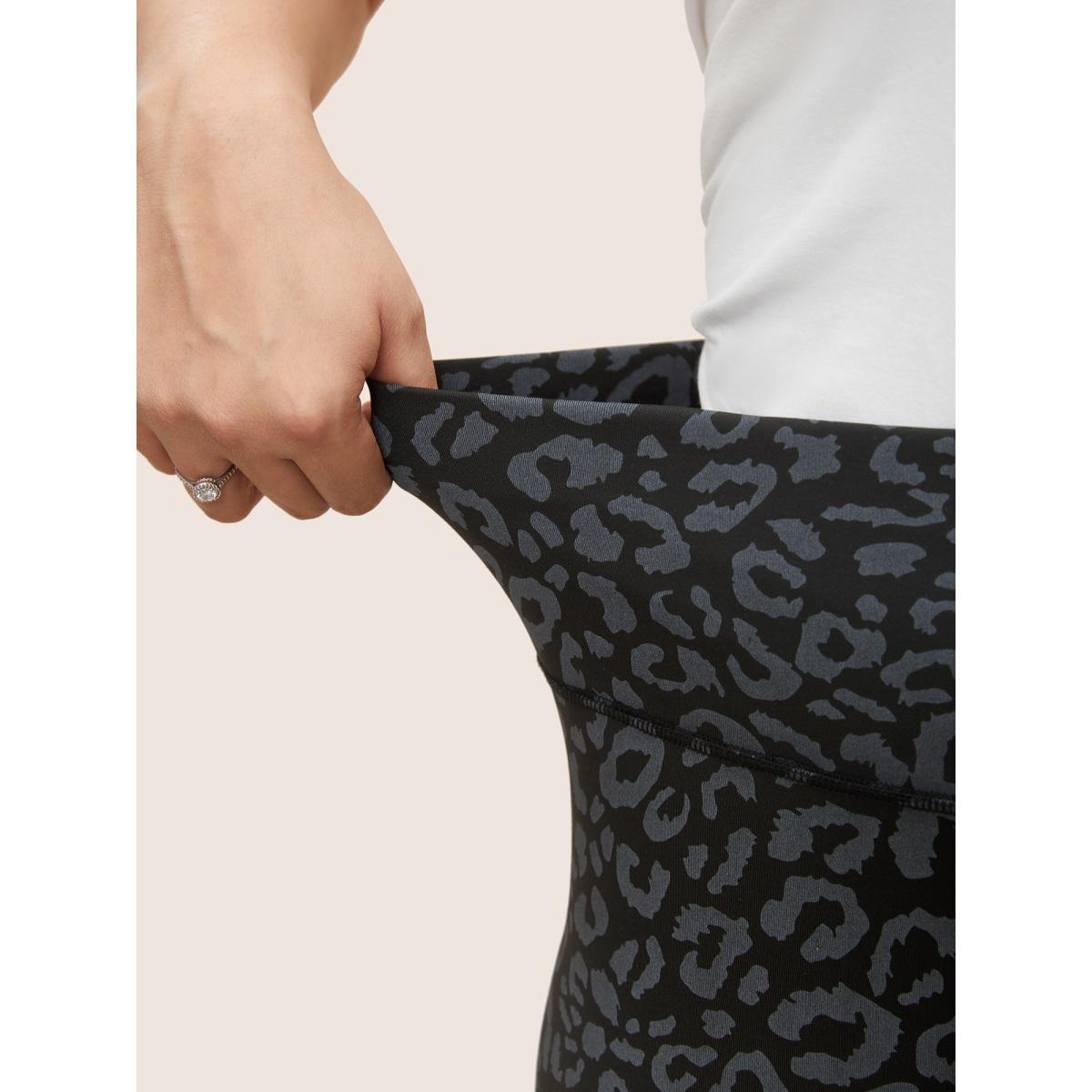 Plus Size Leopard Print High Rise Skinny Leggings Women BlackFlower Casual High stretch Skinny High Rise Everyday Leggings BloomChic 30/6X Product Image