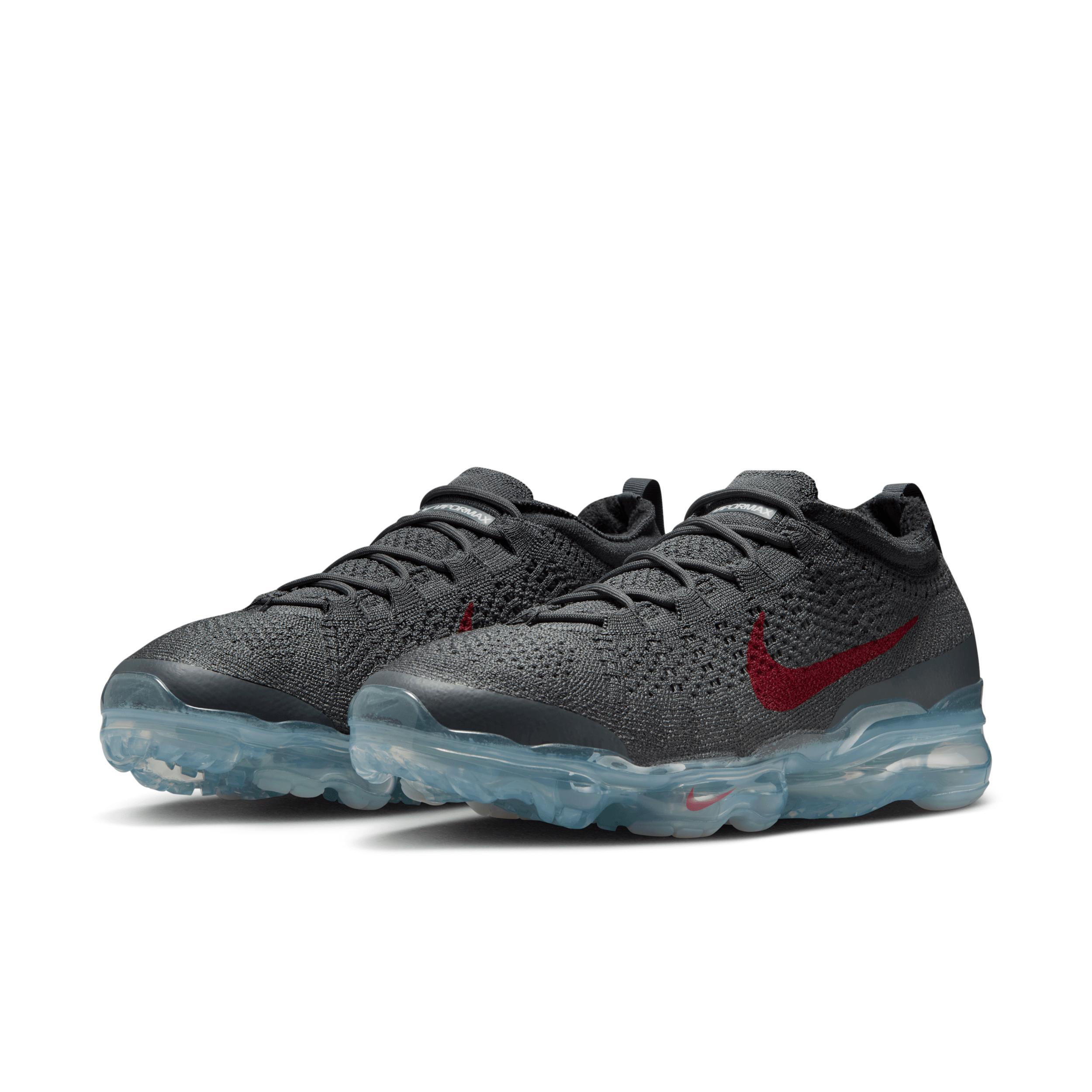 Nike Men's Air VaporMax 2023 Flyknit Shoes Product Image