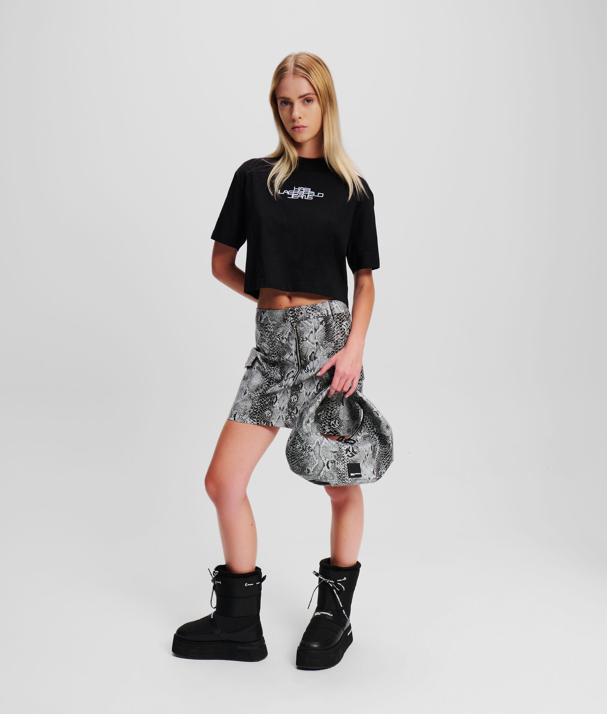 BOXY LOGO T-SHIRT Product Image