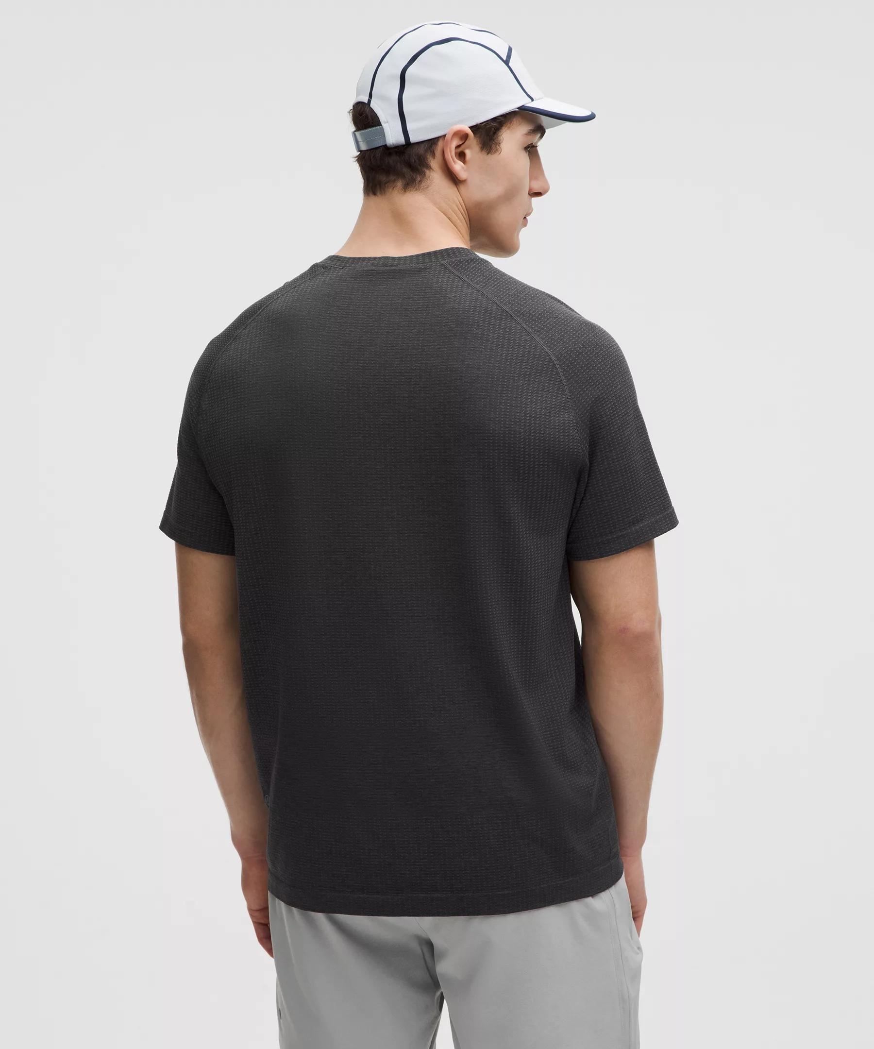 Metal Vent Tech Short-Sleeve Shirt Product Image