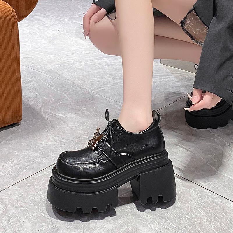 Butterfly Detail Platform Lace Up Oxfords Product Image