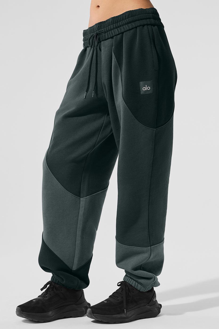 Alo Yoga | Make Waves Sweatpant Size: XL WOMEN/L MEN Product Image
