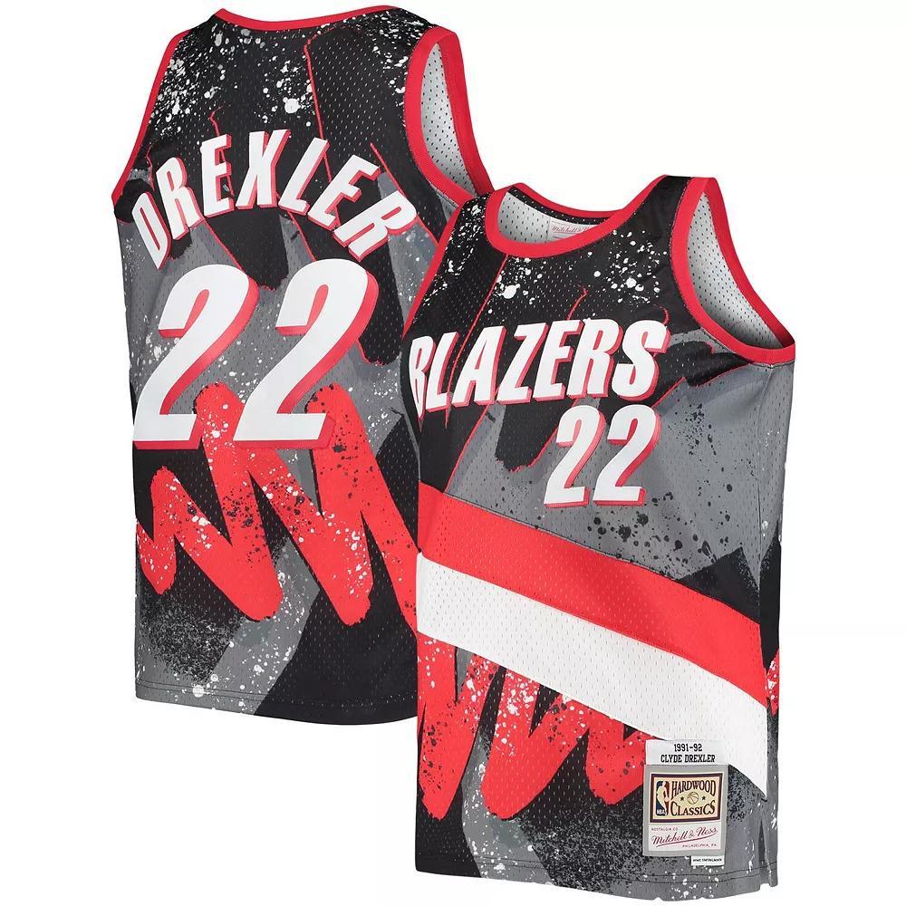 Men's Mitchell & Ness Clyde Drexler Black Portland Trail Blazers Hardwood Classics 1991/92 Hyper Hoops Swingman Jersey, Size: Small Product Image