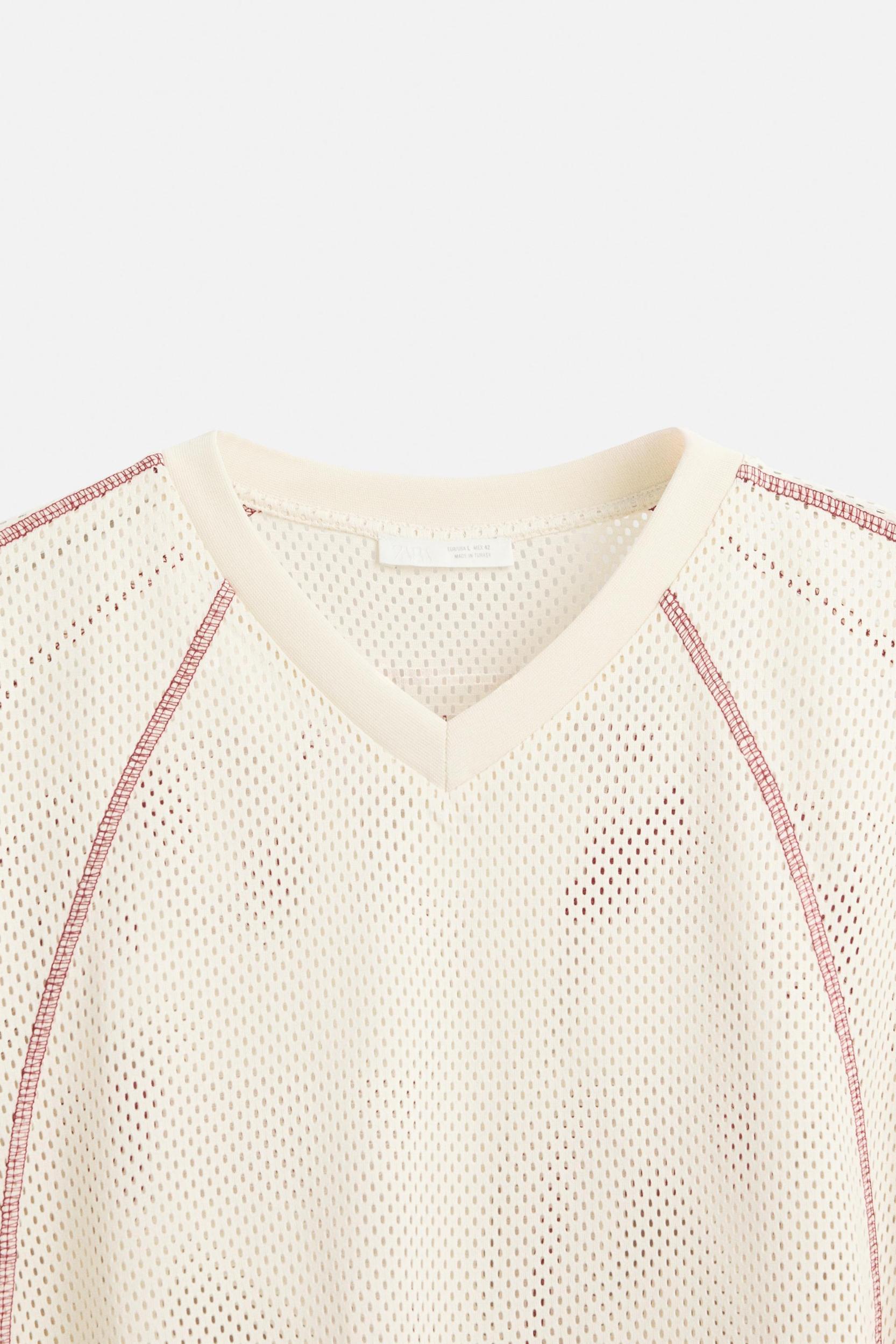 CONTRAST OPEN WEAVE T-SHIRT Product Image