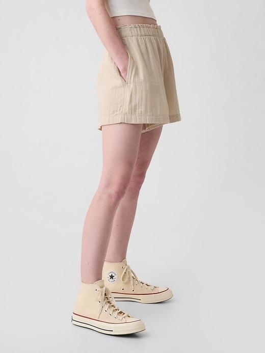 Crinkle Gauze Pull-On Shorts Product Image