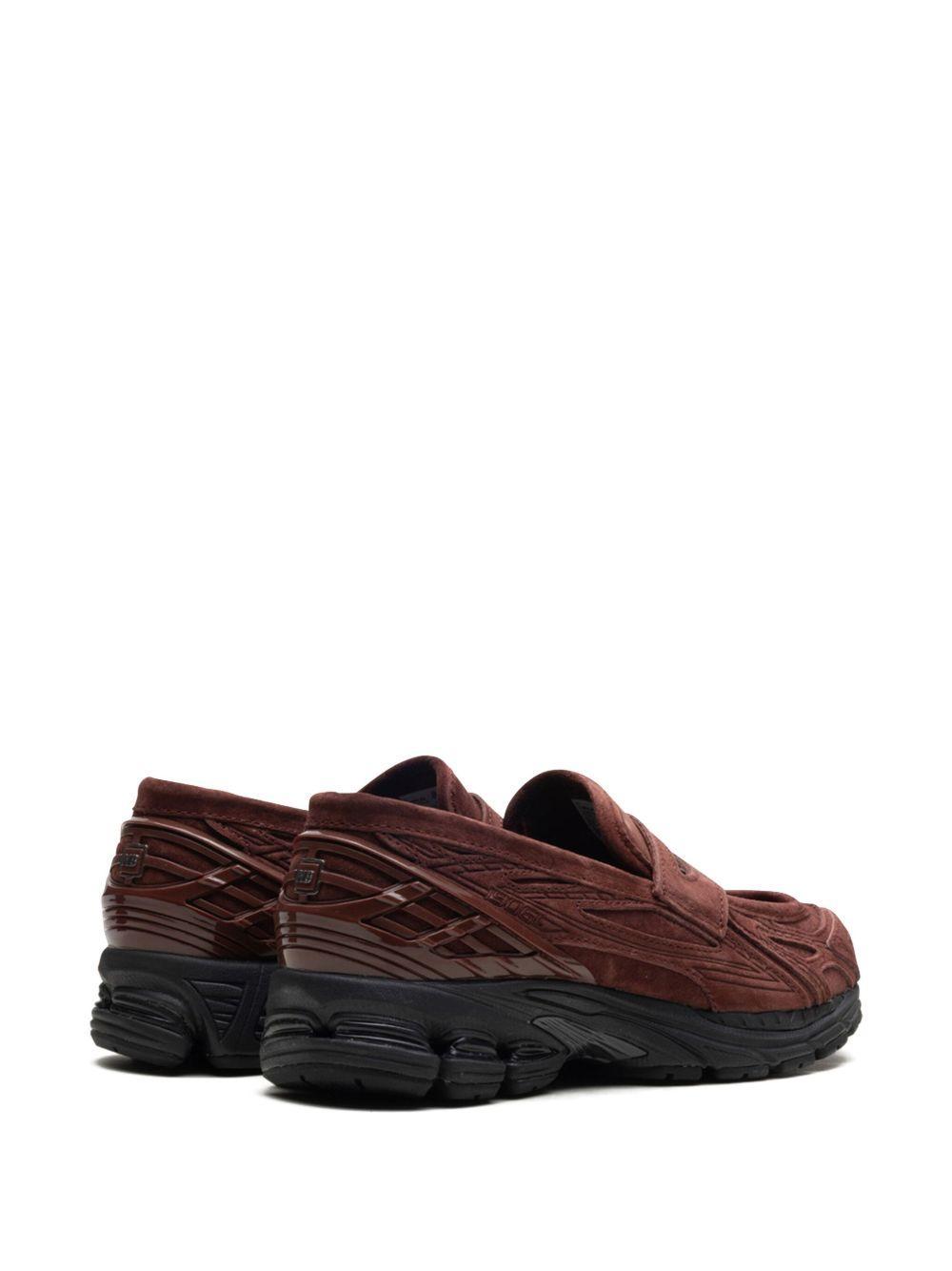 1906L "Rich Oak" sneakers Product Image