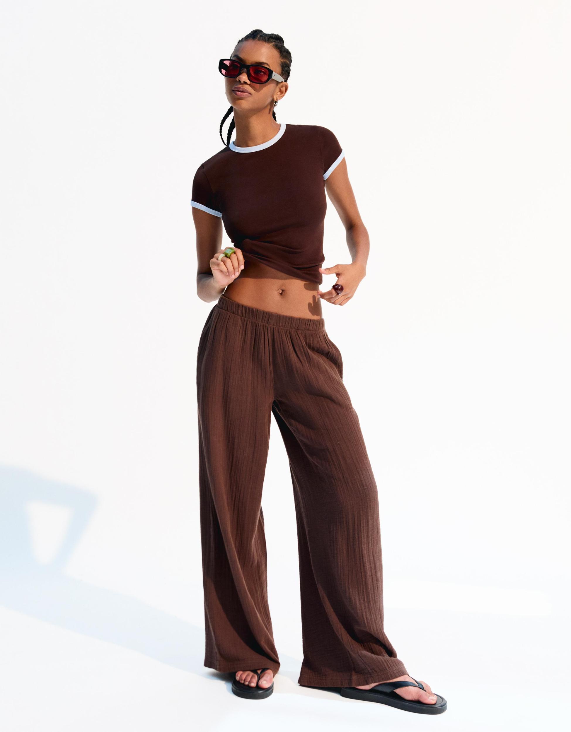 Wide-leg rustic double cloth pants Product Image