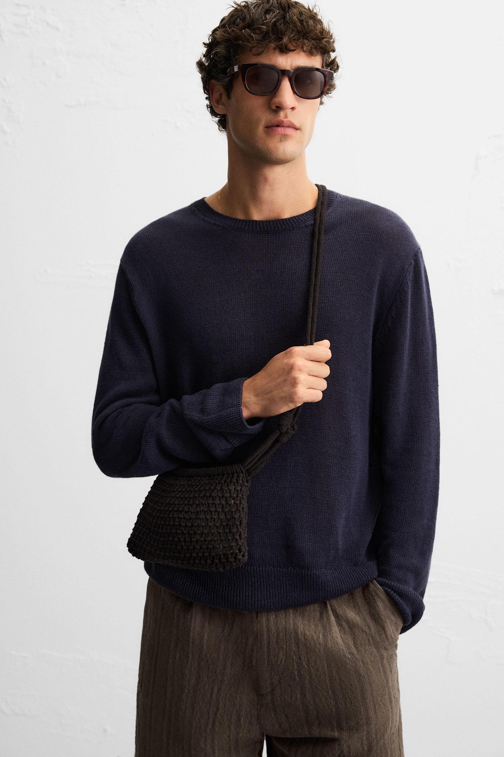 MACRAMÉ CROSSBODY BAG Product Image