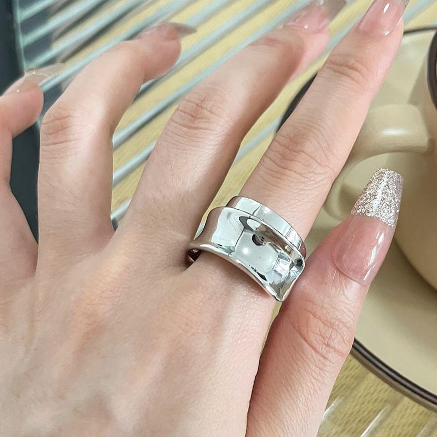 Layered Alloy Open Ring Product Image