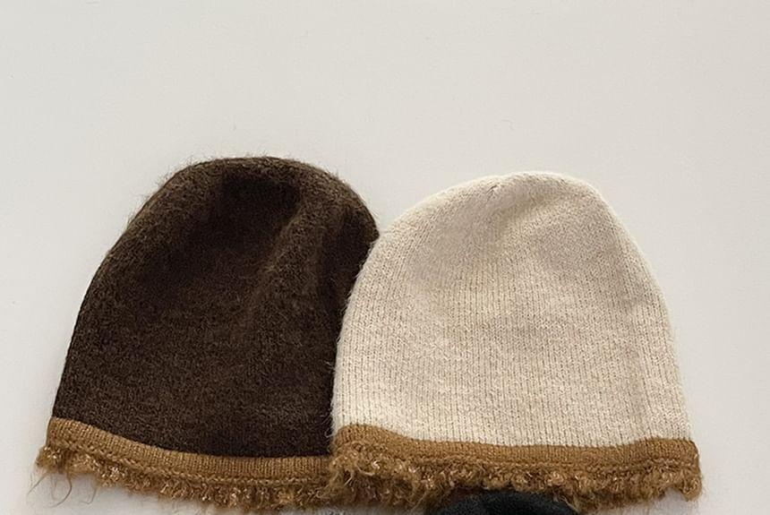 Two Tone Beanie Product Image
