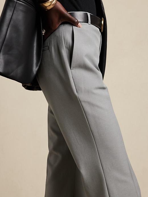 Sculpted Bootcut Pant Product Image