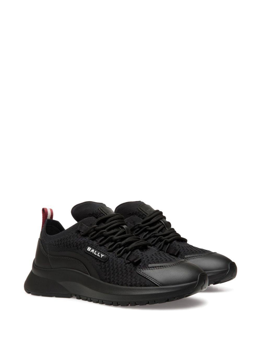 Outline sneakers Product Image