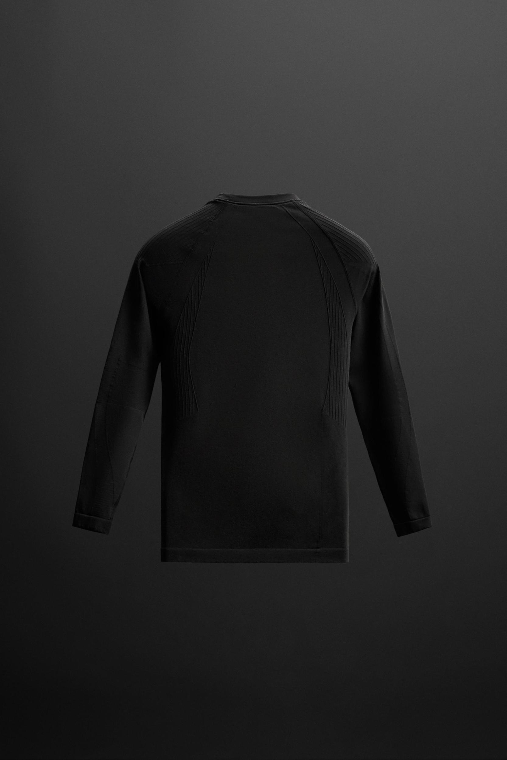 COMPRESSION BASE LAYER T-SHIRT Product Image