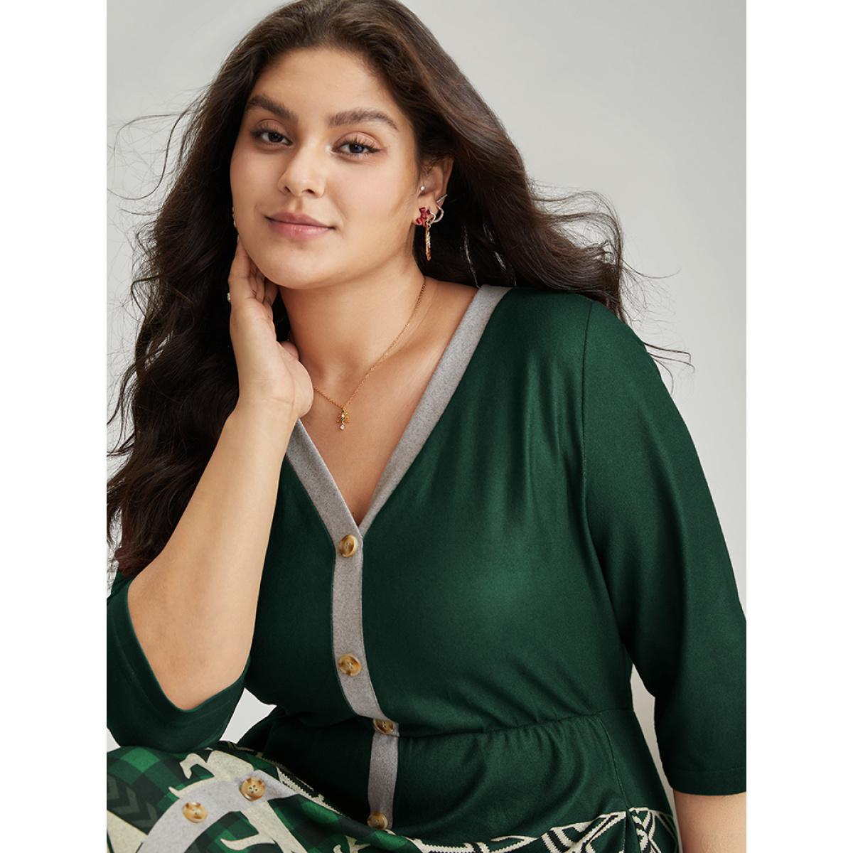 Plus Size Christmas Elk Elastic Waist Patchwork Button Detail Dress Scarlet Women Casual Printed V-neck Elbow-length sleeve Curvy Midi Dress BloomChic 18-20/2X Product Image