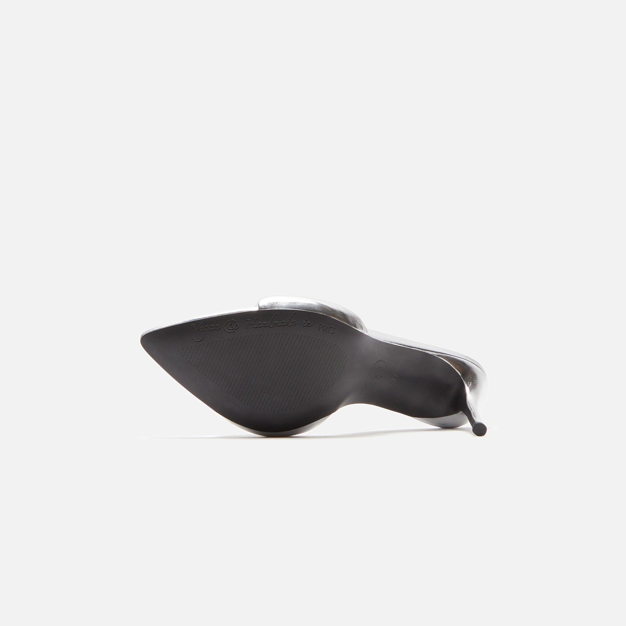 Femme LA Saint Slipper - Silver Female Product Image