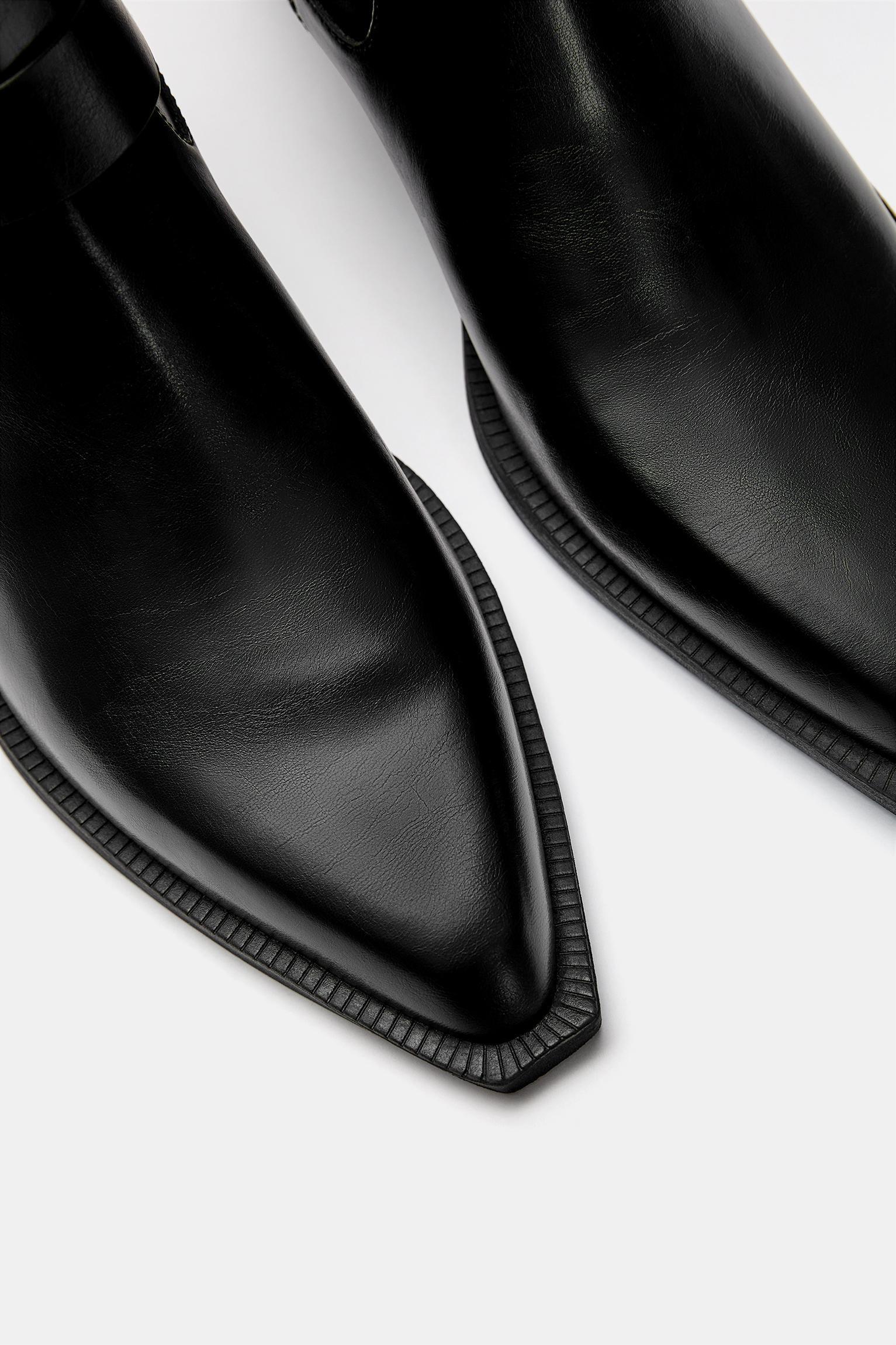 Buckle cowboy boots Product Image