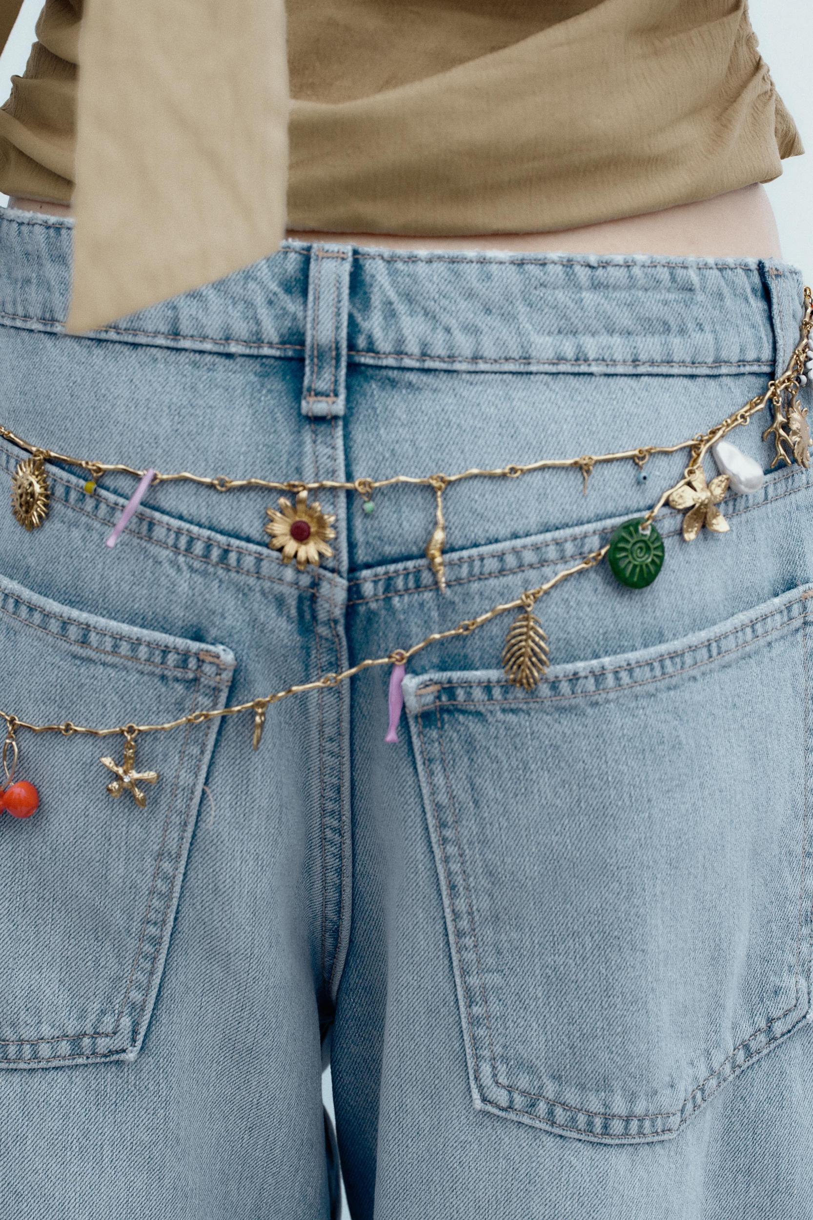 METAL CHARM BELT Product Image