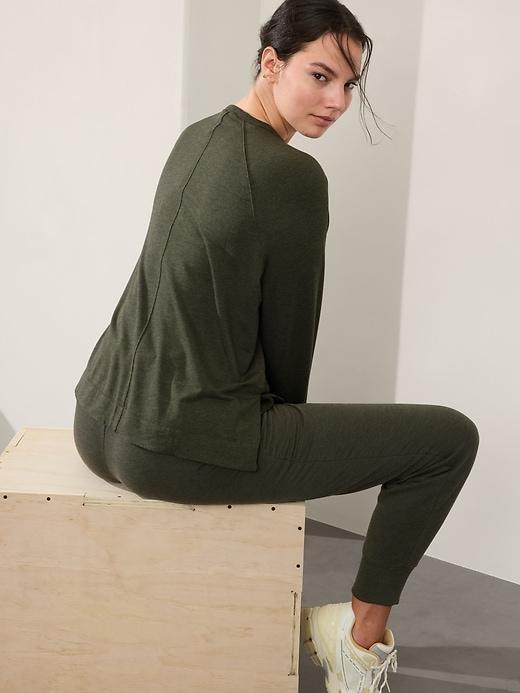 Coaster Luxe Recover High Hip Sweatshirt Product Image