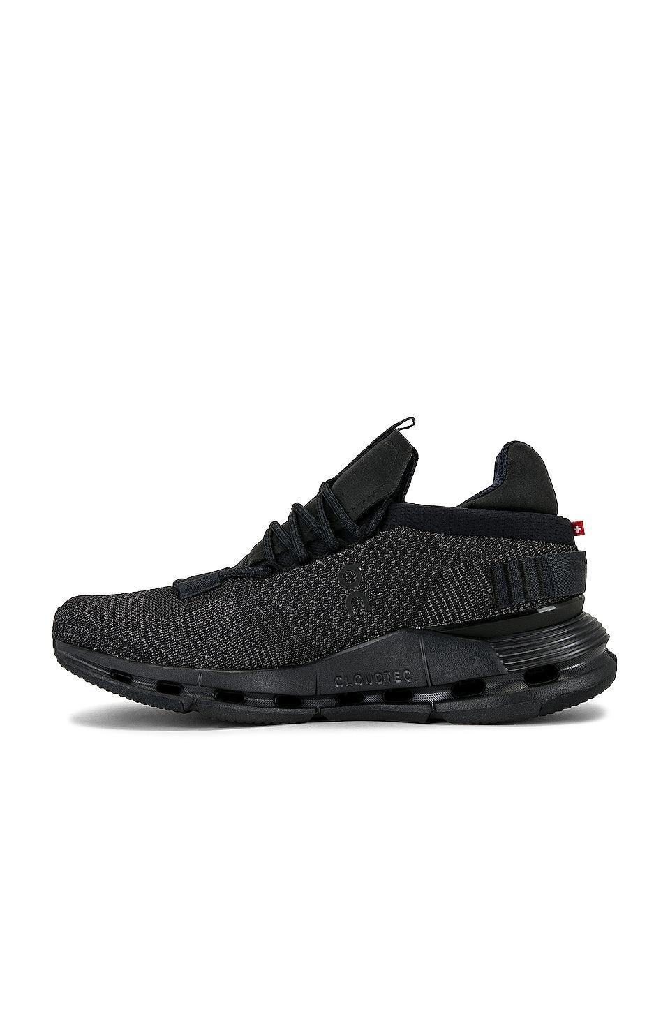 On Womens Cloudnova Low Top Running Sneakers Product Image