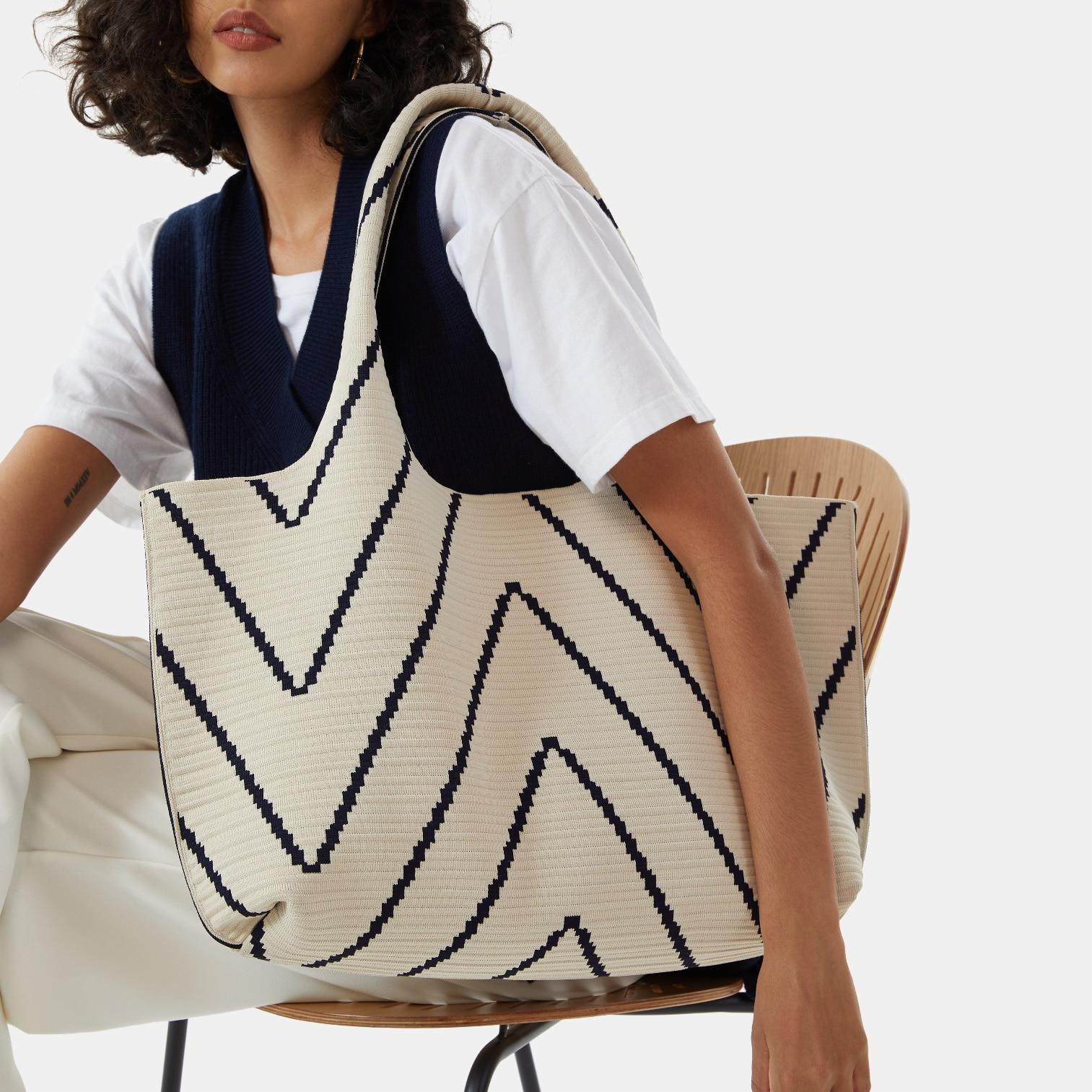 The Classic Tote (Wallace) Product Image