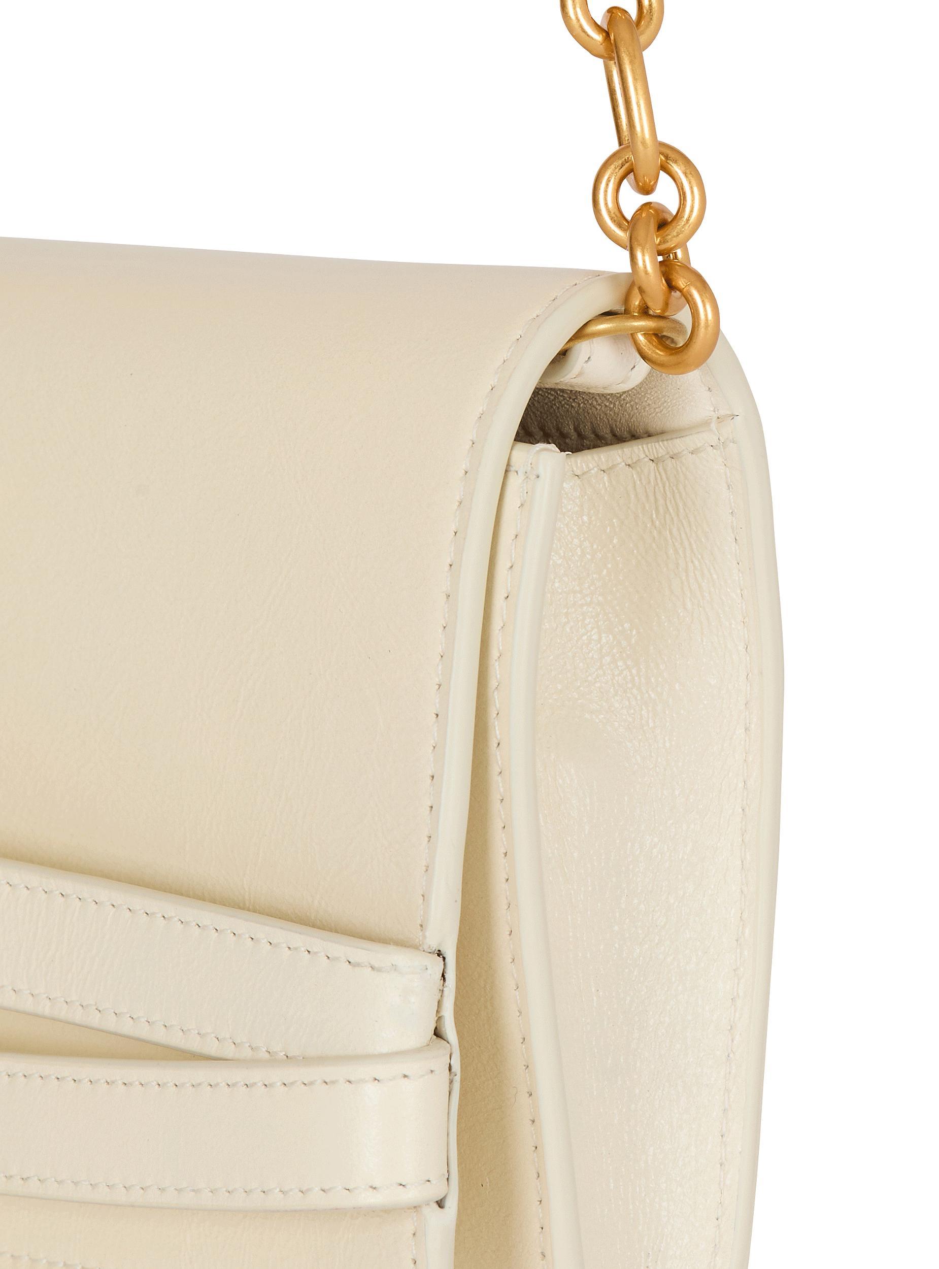Crinkled leather wallet with Shuffle chain Product Image