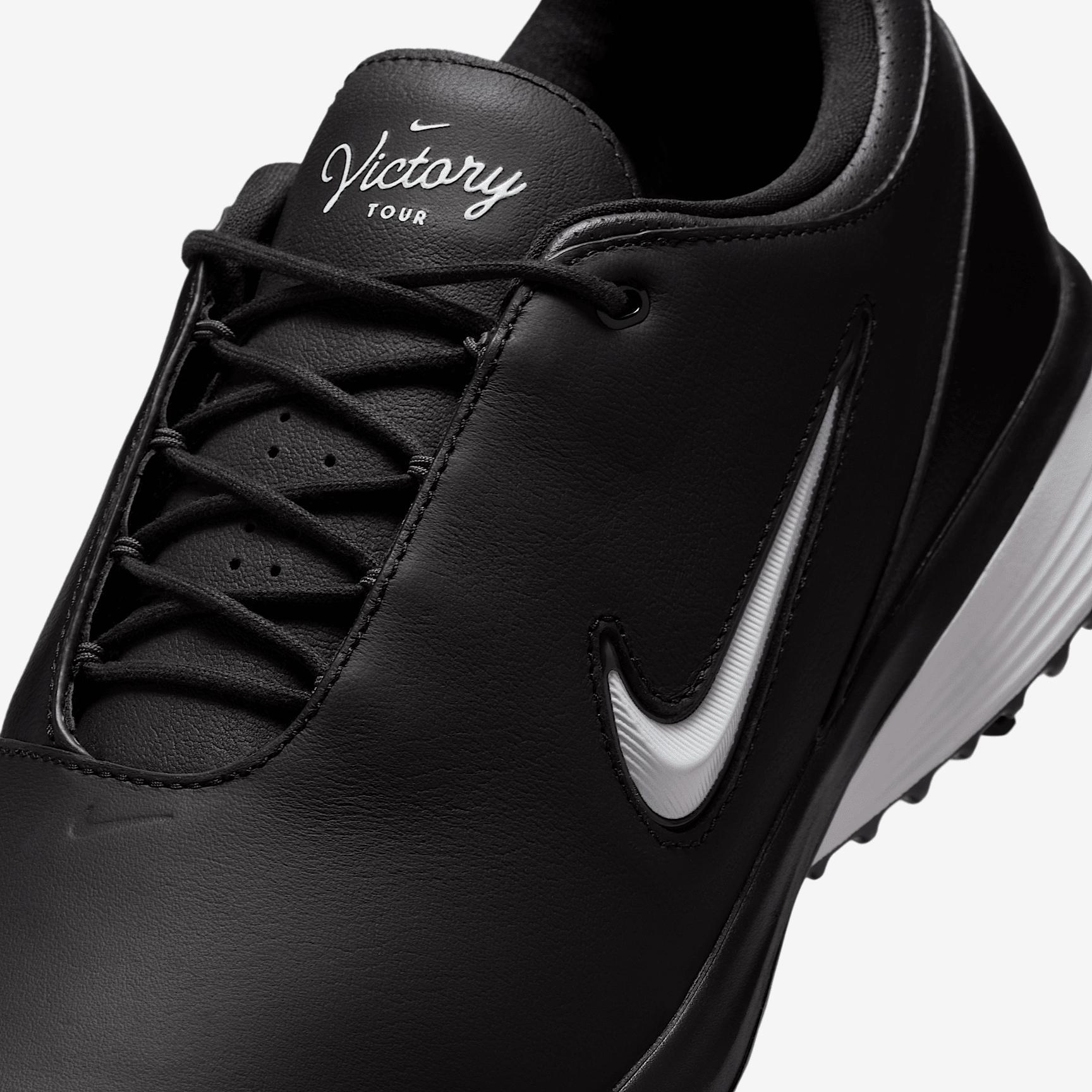 Nike Victory Tour 4 Golf Shoes Product Image