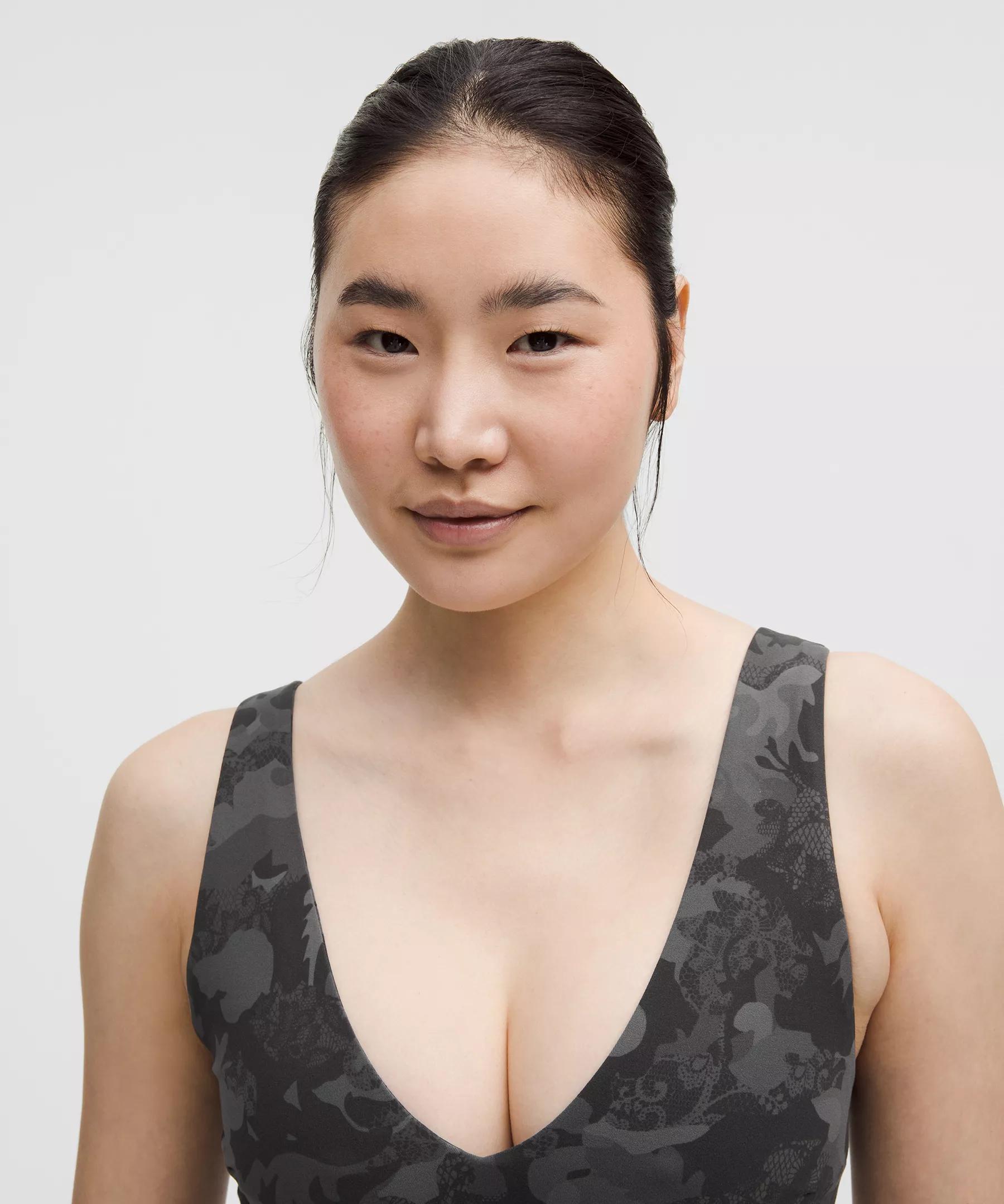 lululemon Align™ V-Neck Bra *Light Support, C/D Cup Product Image
