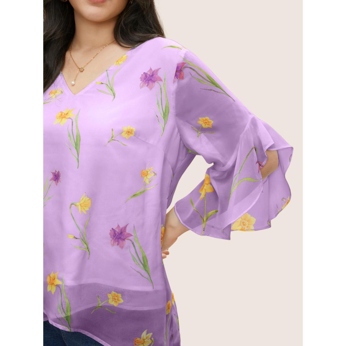 Plus Size Heather Floral Tiered Mesh Asymmetrical Hem Blouse Women Elegant Everyday Blouses BloomChic 14-16/1X Product Image