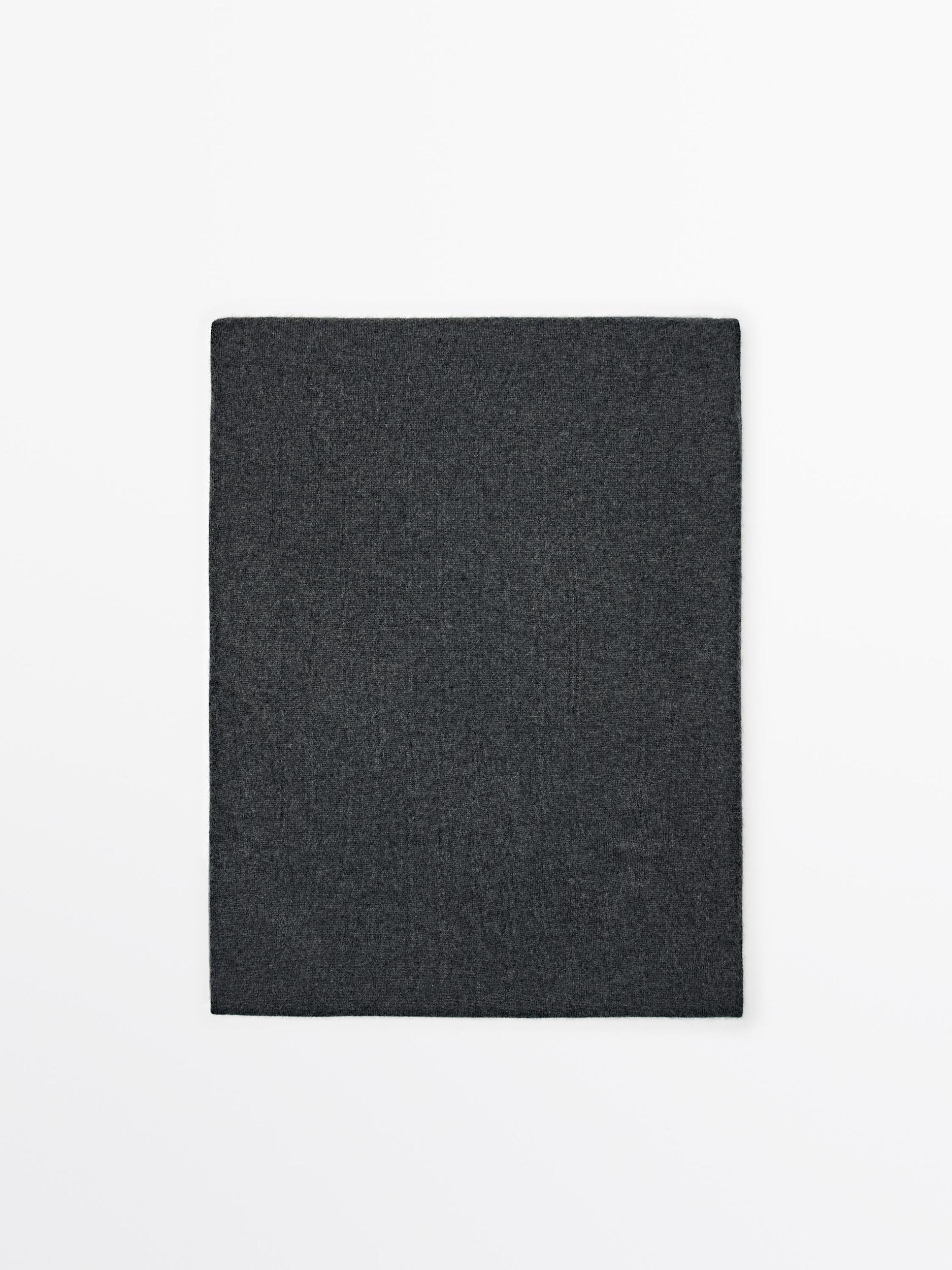 100% cashmere scarf Product Image