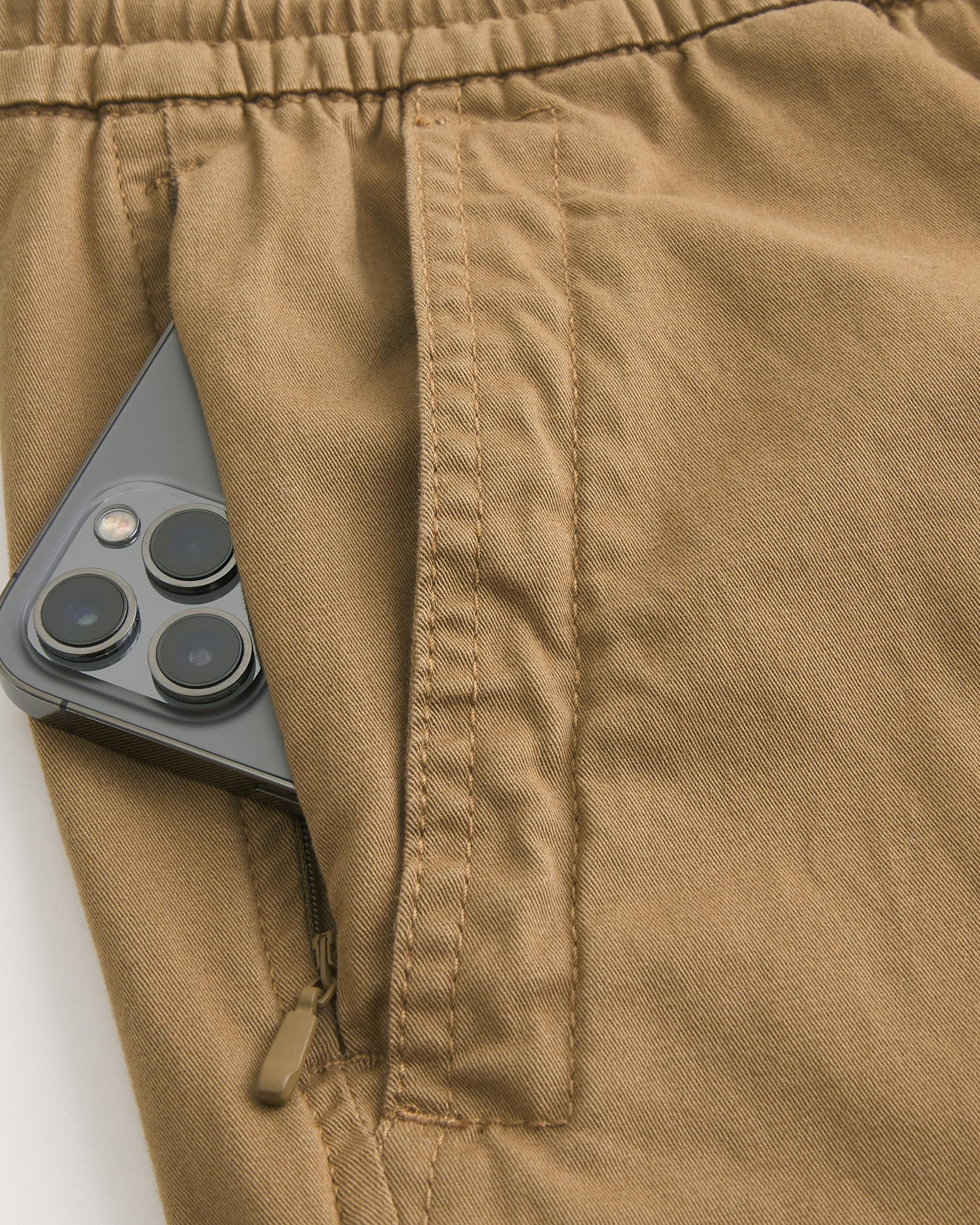 Relaxed Cargo Joggers Product Image