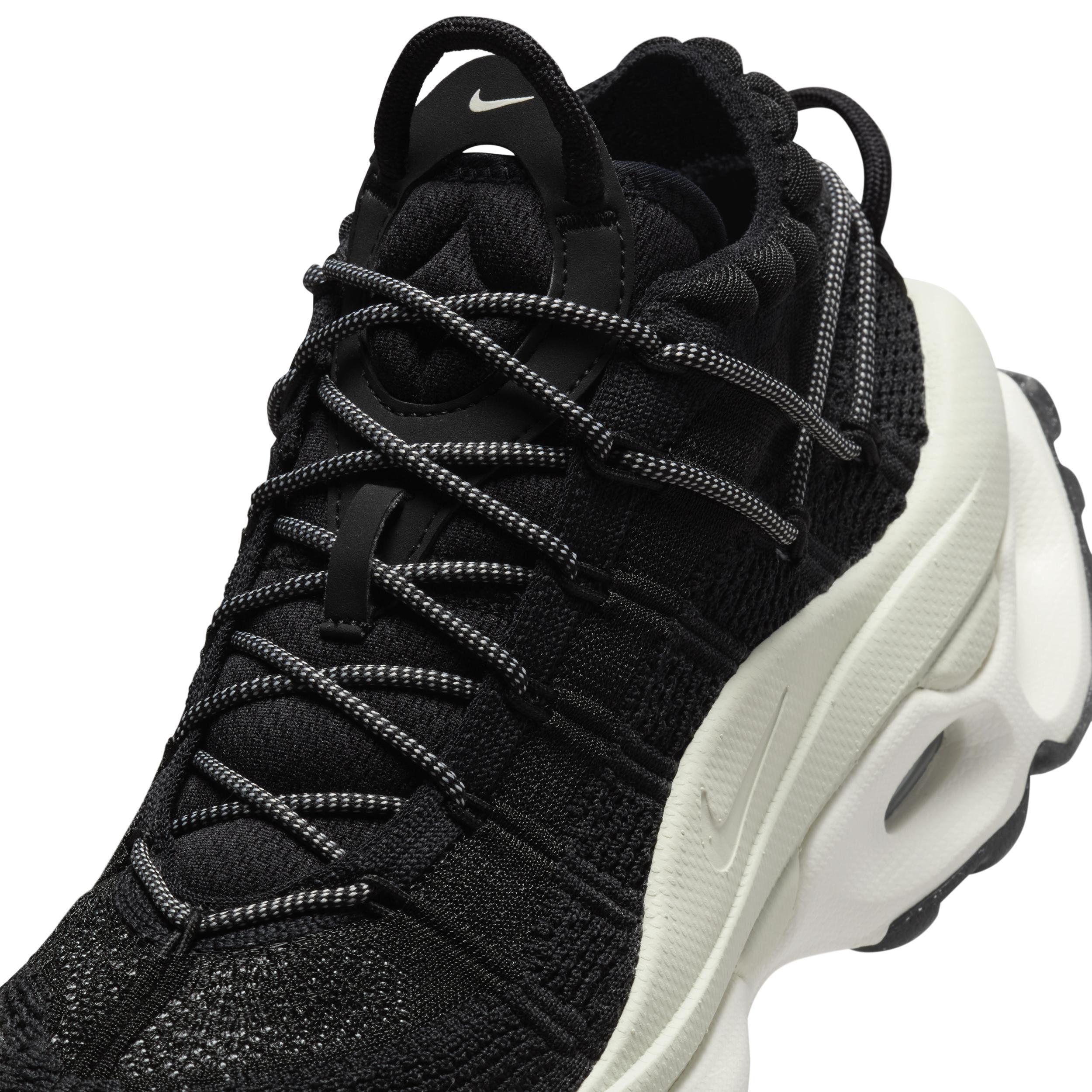 Nike Air Max Flyknit Venture Women's Shoes Product Image