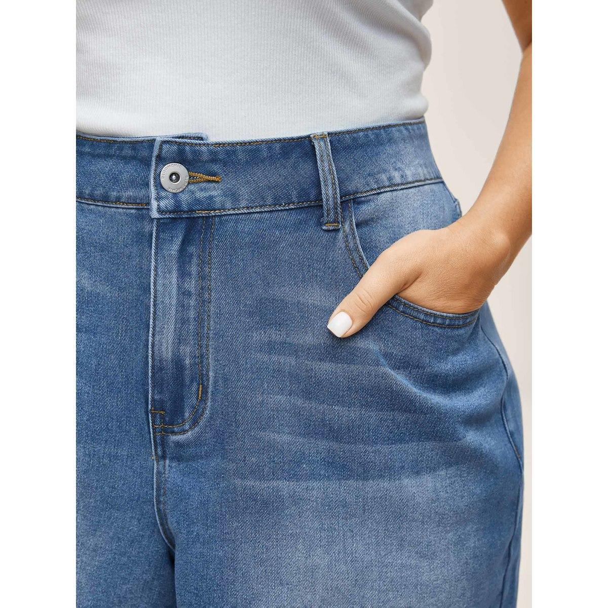 Plus Size Whiskered Wash Wide-Leg Denim Shorts Women Denimlightblue No stretch Everyday-Casual Slanted pocket Denim Shorts BloomChic 24/3X Product Image