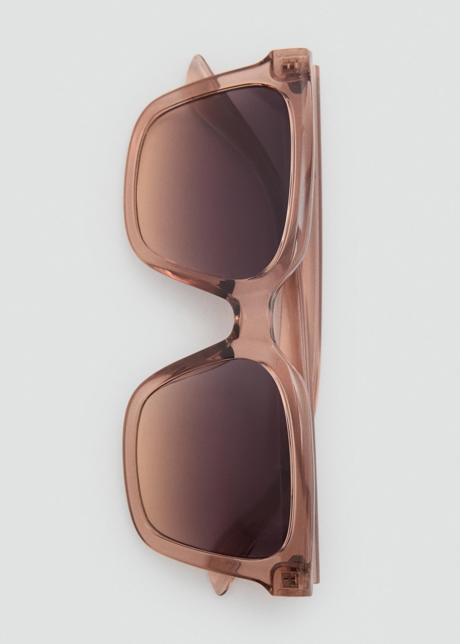 Squared frame sunglasses - Women | MANGO USA Product Image