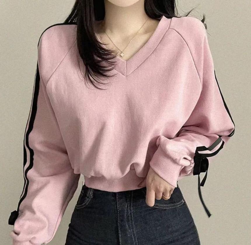 V-Neck Bow Accent Striped Trim Crop Sweatshirt Product Image
