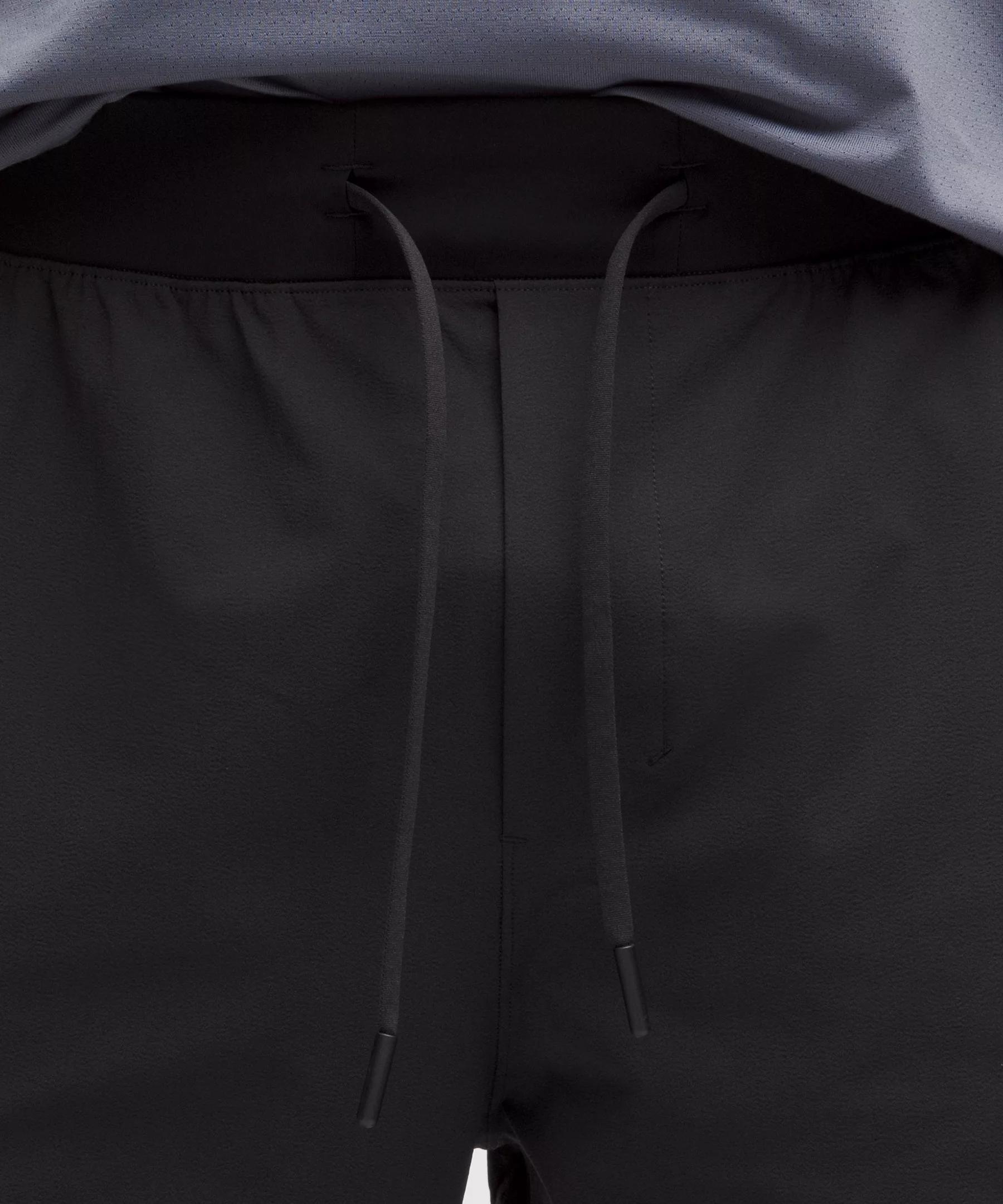 Zeroed In Classic-Fit Cargo Jogger *Regular Product Image