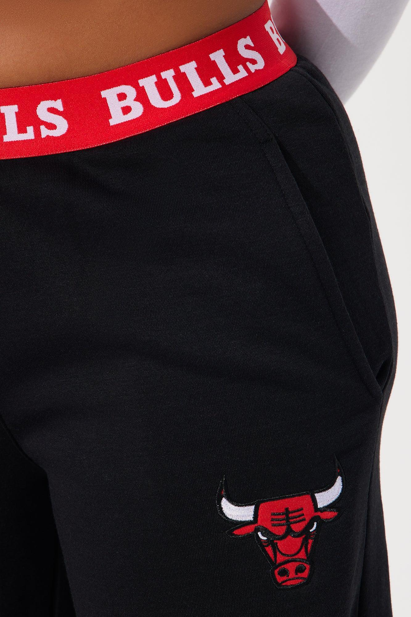 Bulls Free Throw Wide Leg Pant - Black Product Image