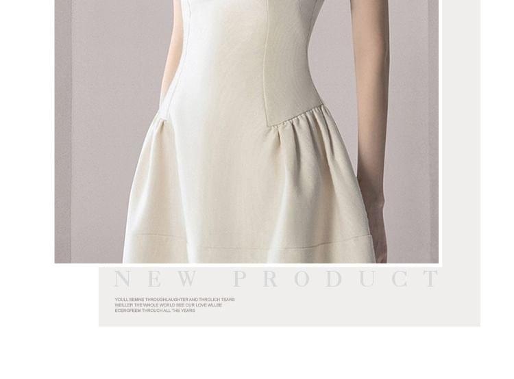 Sleeveless Square Neck Plain Midi A-Line Dress Product Image