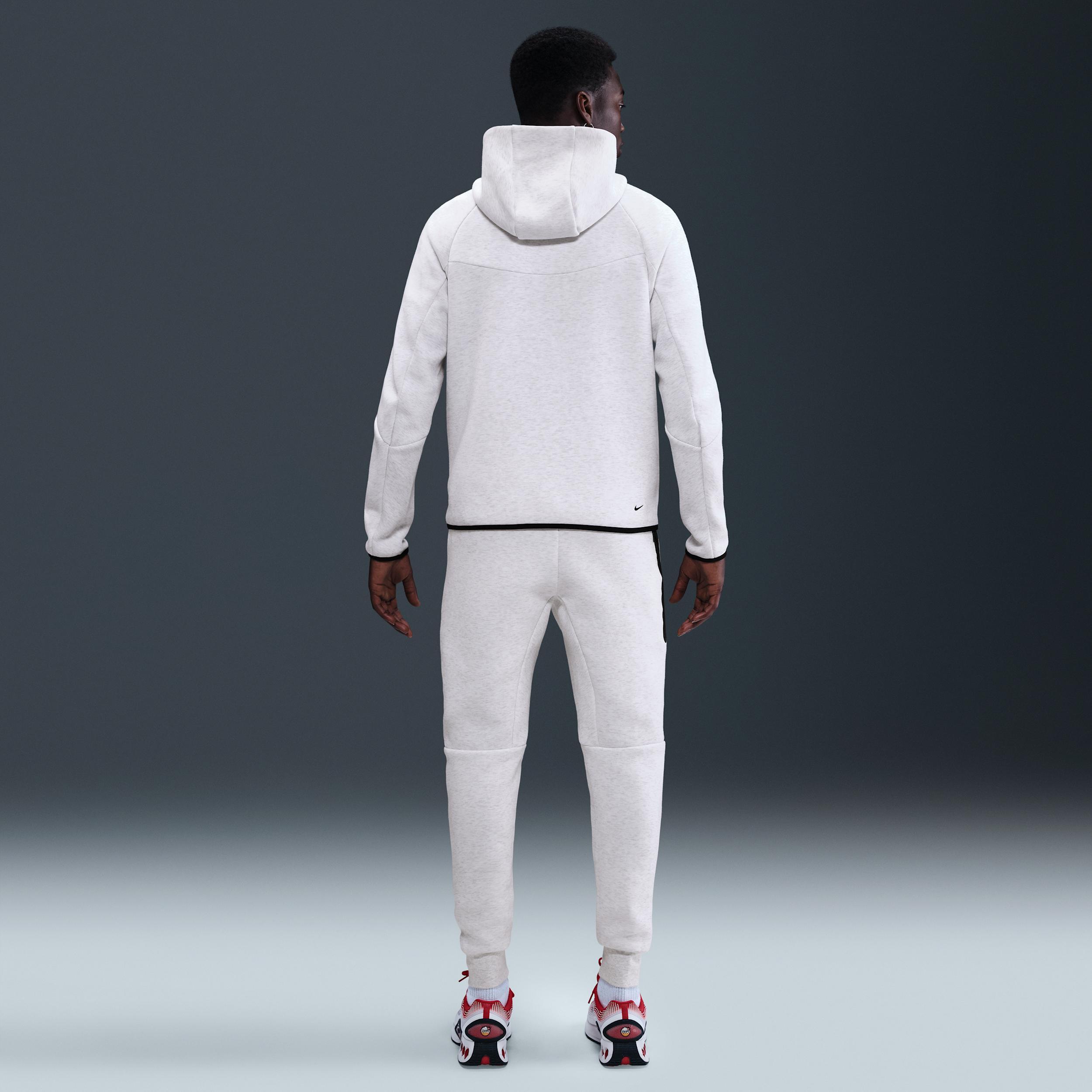 Nike Men's Tech Fleece Jogger Pants Product Image