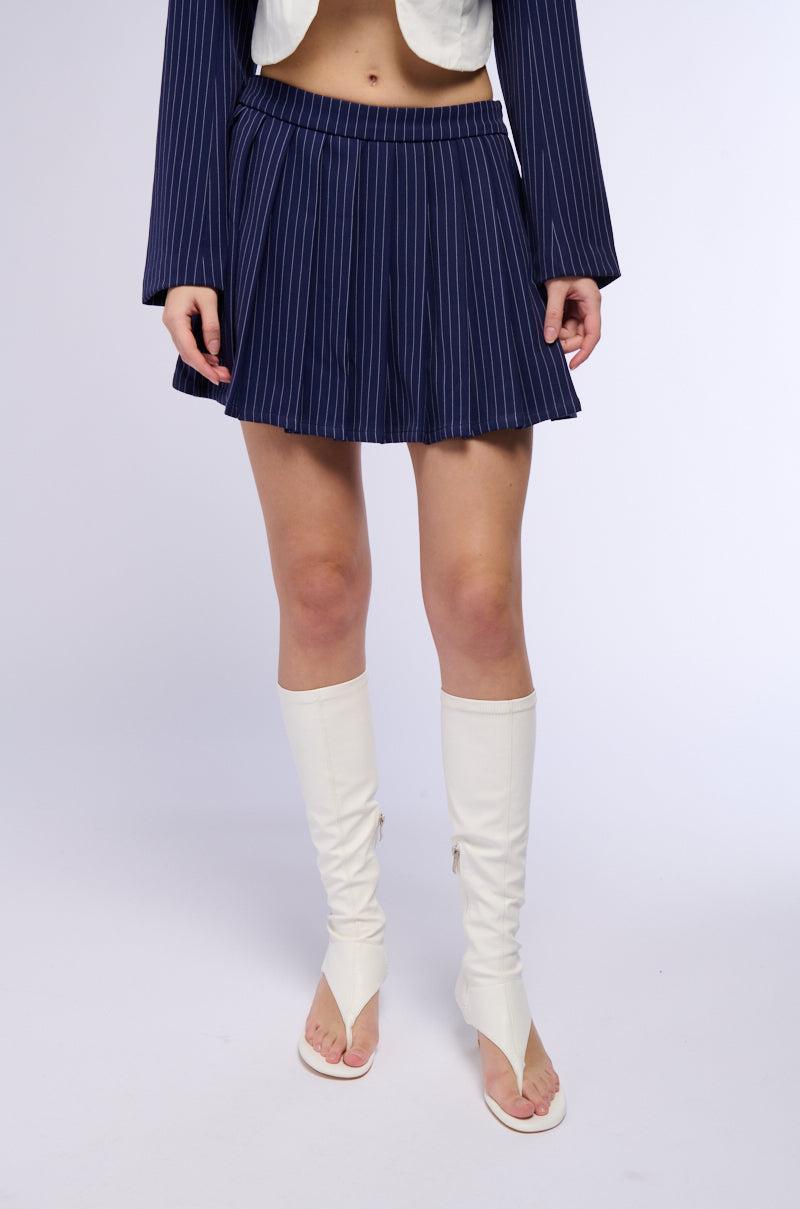 WHATS THE TEA PINSTRIPE CROP BLAZER IN NAVY Product Image