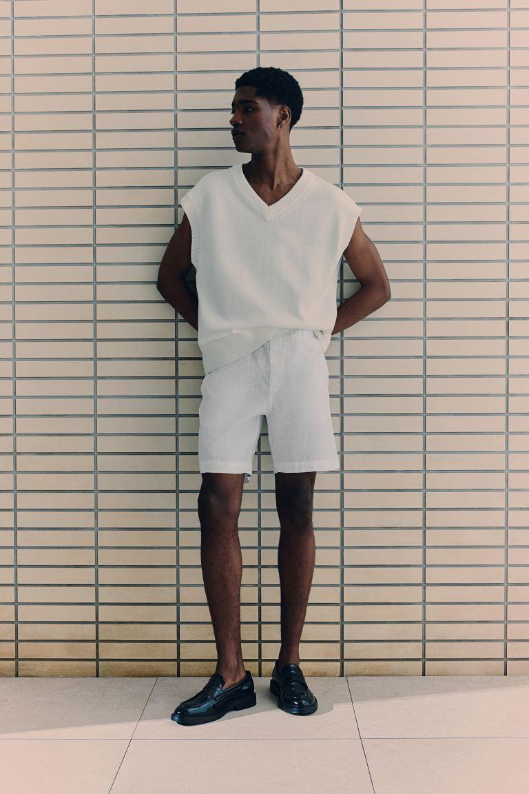 Regular Fit Linen Shorts Product Image